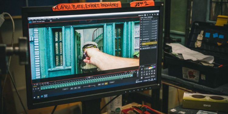 Producer Matěj Chlupáček on “Living Large”